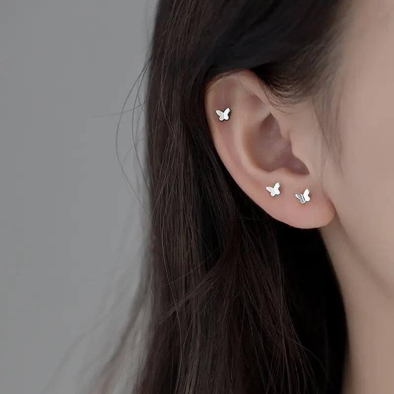 حلق برسينج شكل فراشات بتصميم رقيق ومميز