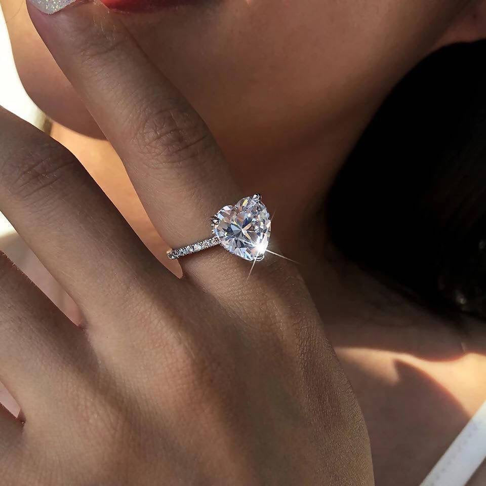heart crystal ring - خاتم القلب كريستال - batcino.com