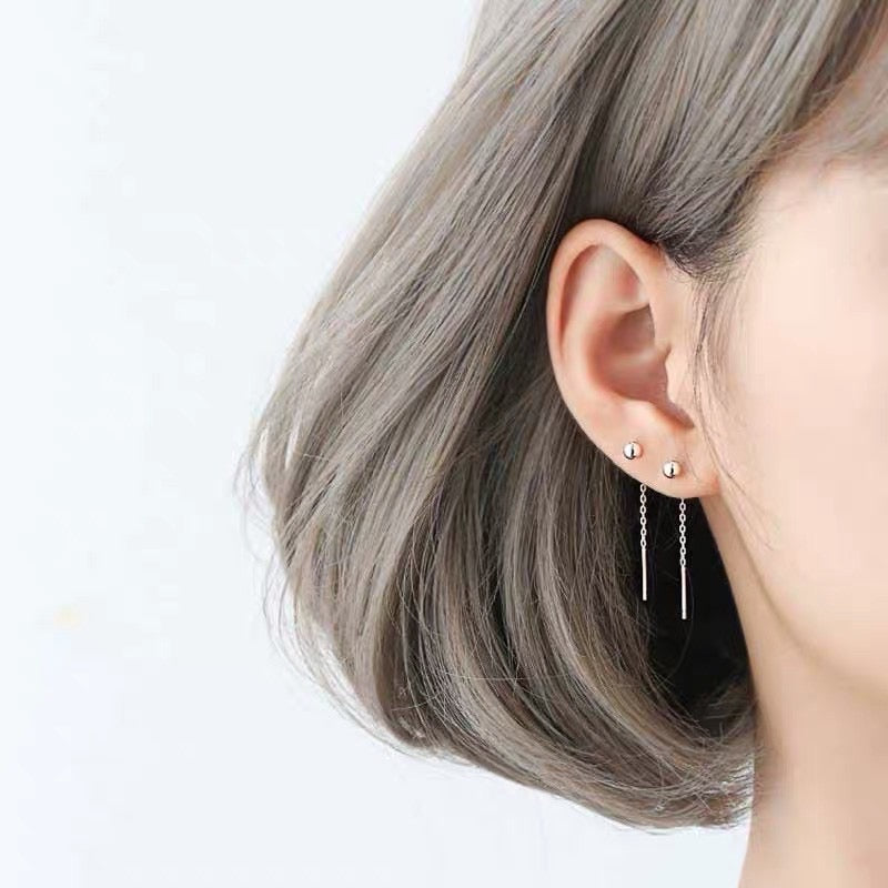 حلق برسينج مطلي بالفضه بتصميم بسيط ومميز