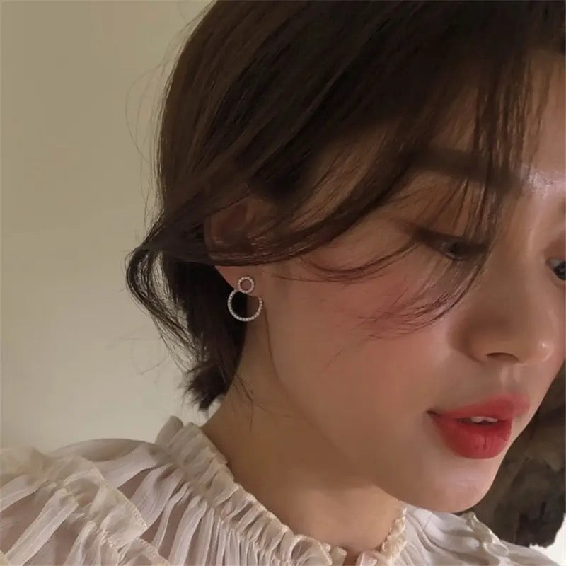 حلق زركون عمود فضة 925 - batcino.com