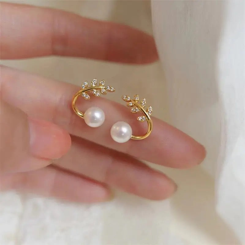 حلق اوراق شجر مع لولي - batcino.com