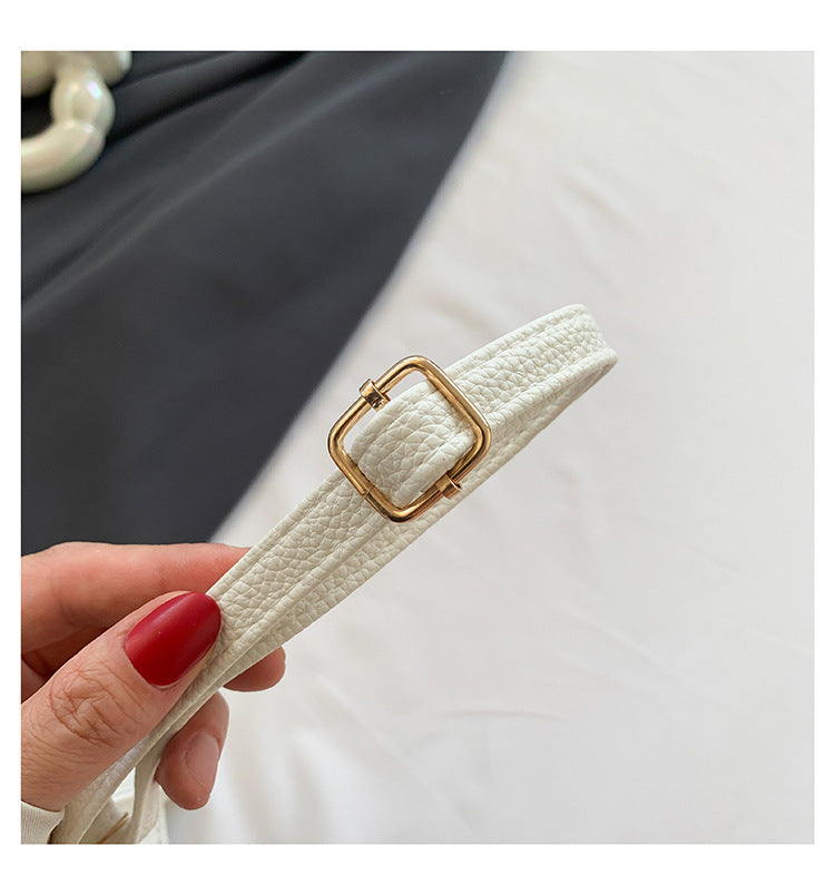 شنطة حريمي جلد أنيقة كروس بودي – تصميم عصري عملي مناسب للخروج اليومي والشغل