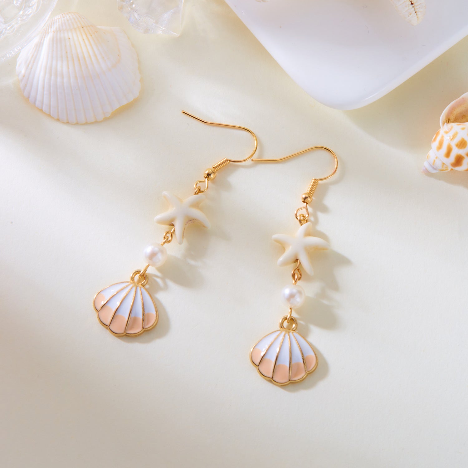 حلق بناتي طويل نجمة بحر وصدفة مع فص لؤلؤ – ستايل صيفي