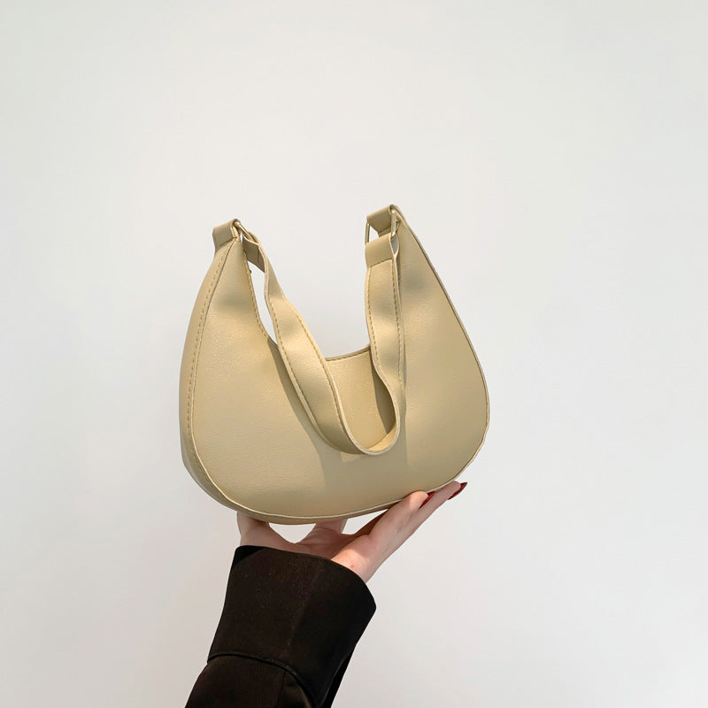 شنطة كتف نسائية جلد صناعي فاخر – تصميم عصري وأنيق