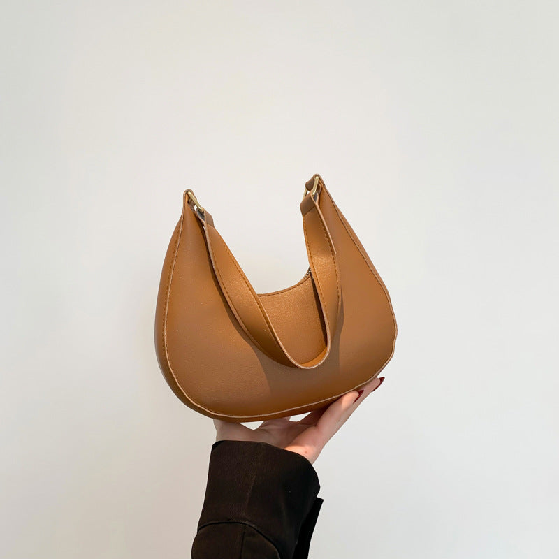 شنطة كتف نسائية جلد صناعي فاخر – تصميم عصري وأنيق