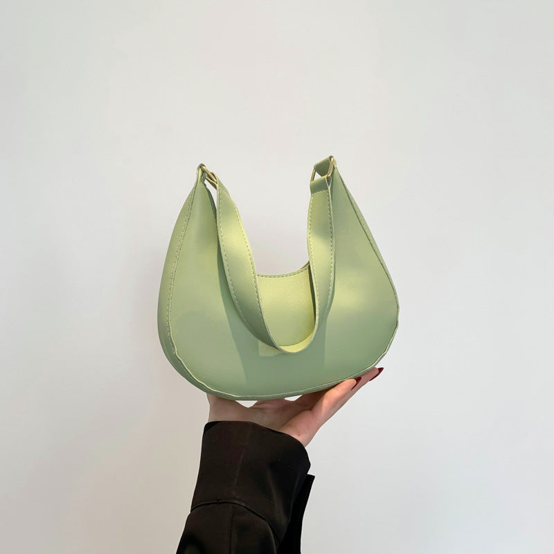 شنطة كتف نسائية جلد صناعي فاخر – تصميم عصري وأنيق