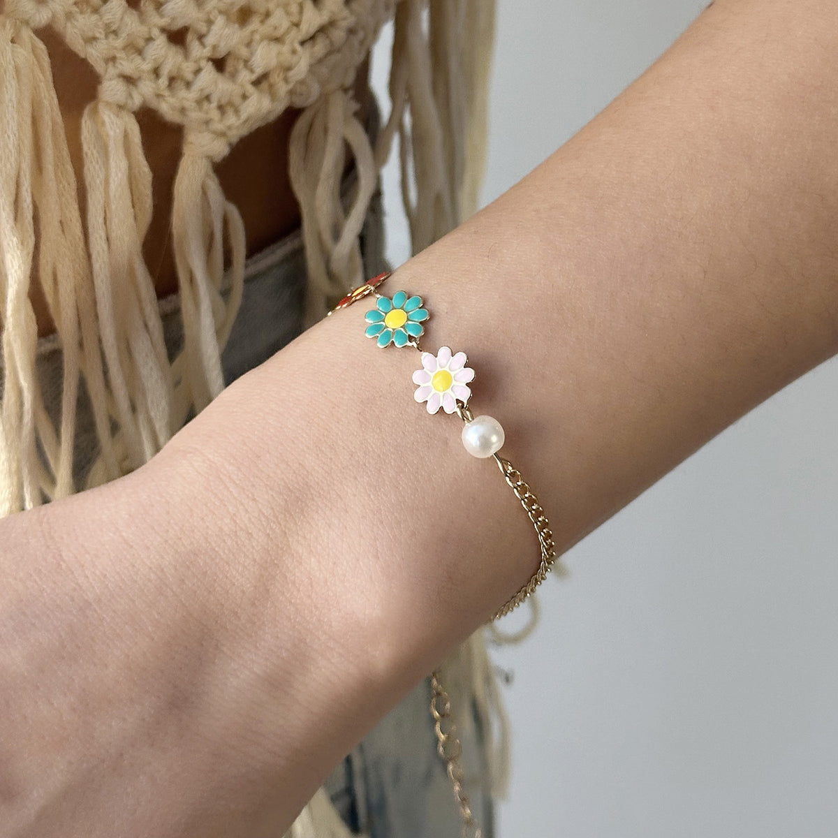 طقم سلسلة وانسيال بألوان زهور متعددة وأحجار لؤلؤية – إكسسوارات أنيقة للبنات والسيدات