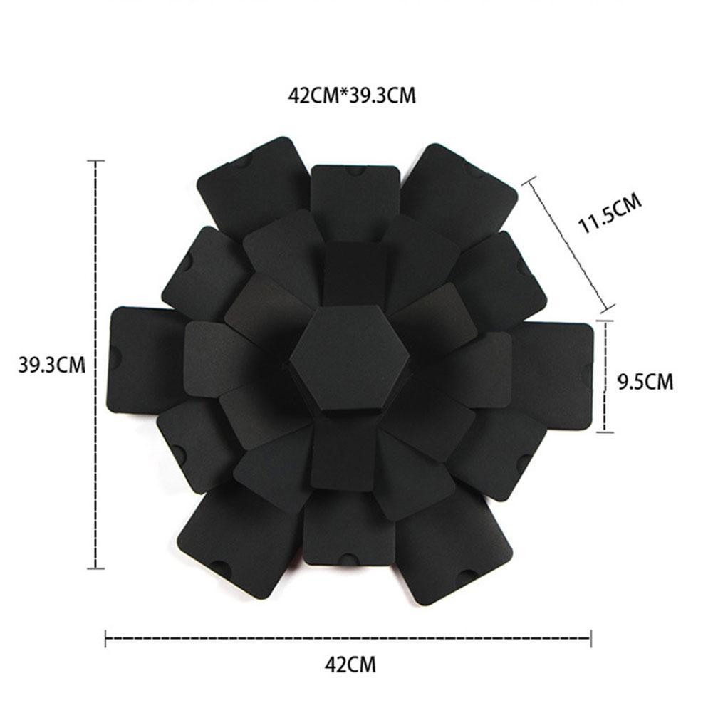 اكسبلوجن بوكس بتصميم ابداعي مع قلب احمر لتقديم الهدايا
