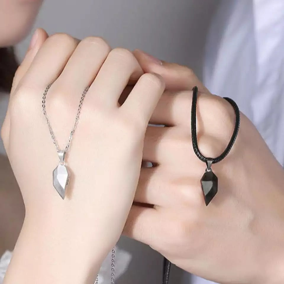2Pcs Magnetic Heart Couple Necklace – - Main Image