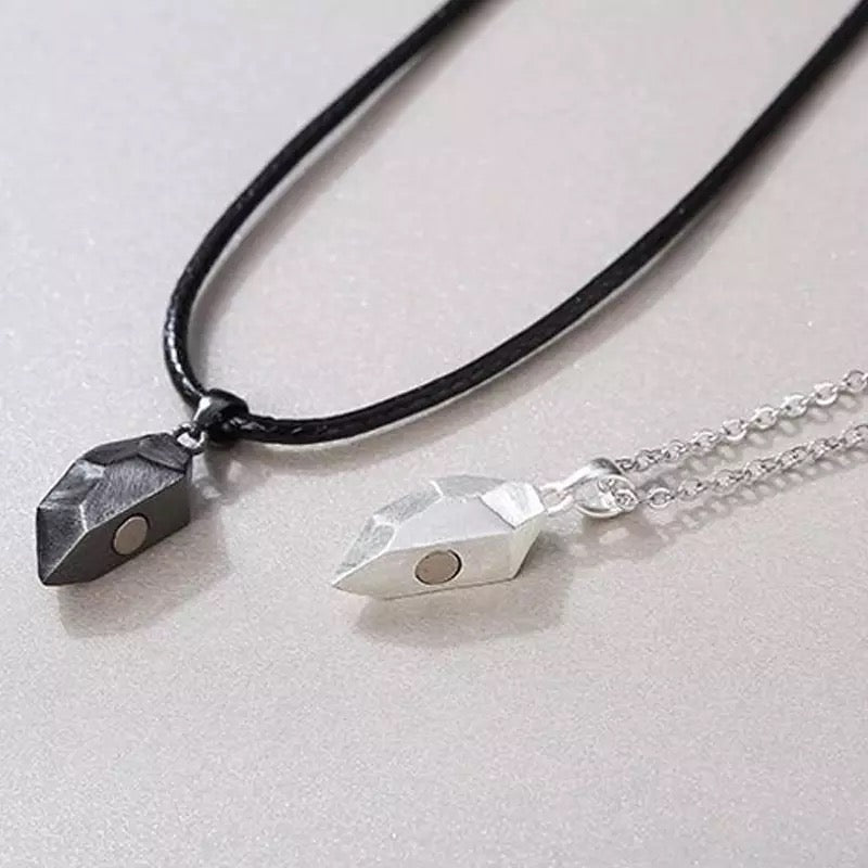 سلسلة كابلز قطعتين مغناطيس شكل قلب - batcino.com