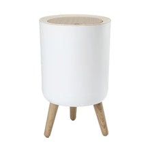 باسكت مهملات بشكل مميز تاتش سوفت لاثاث منزلك مع رجل خشبيه