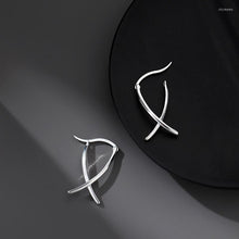 حلق كاجوال مطلي بالفضه تصميم مميز