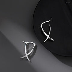 حلق كاجوال مطلي بالفضه تصميم مميز