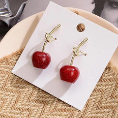 حلق بتصميم فاكهة التفاح - batcino.com