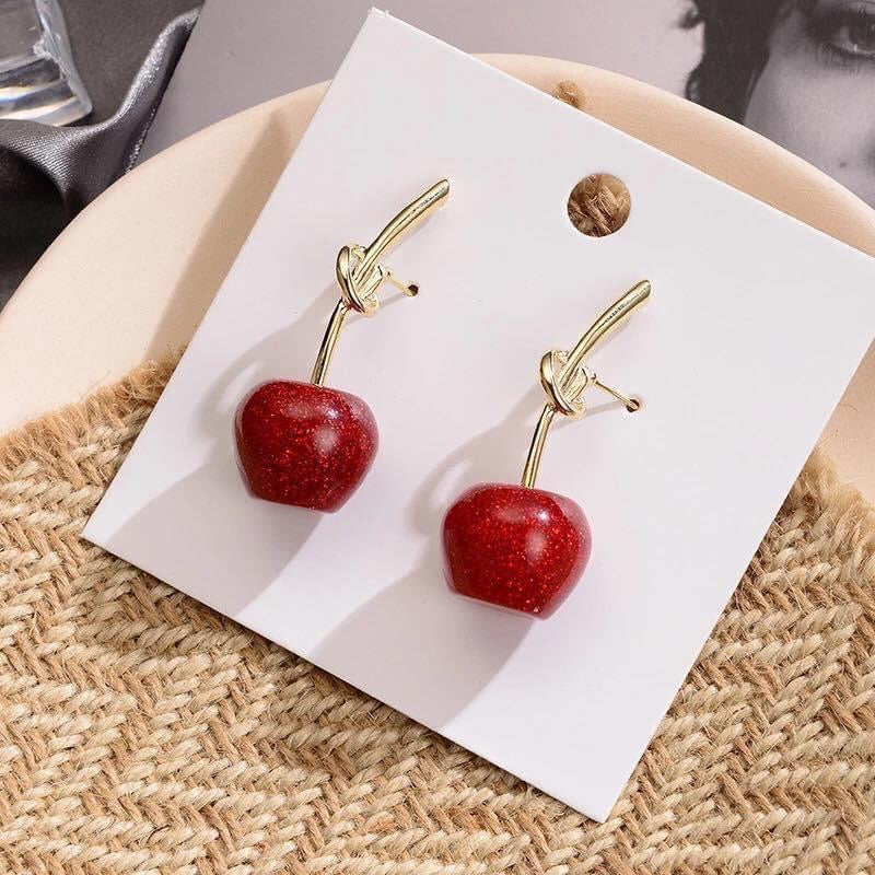 حلق بتصميم فاكهة التفاح - batcino.com