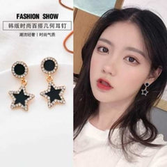 حلق ذهبي مستوحى من التصميم الأوروبي