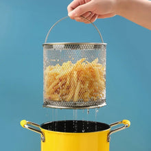 حلة تحمير بطوط تيفال بالباسكت وغطاء زجاجي المكونات: حلة + غطاء زجاج حراري + باسكت شبك + مقبض استانلس