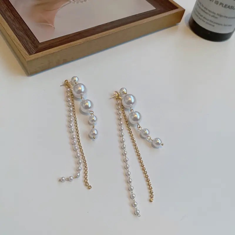 حلق لولي دروب مع فصوص كريستال - batcino.com