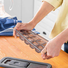 قالب مكعبات الثلج الكبير مع غطاء محكم - تركي الصنع