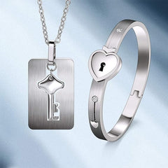 قلادة وسوار بقفل ومفتاح - امتلك مفتاح قلب من تحب