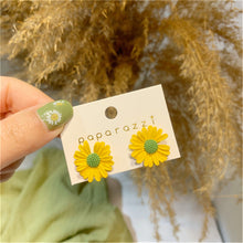 طقم  4 ألوان مختلفة حلقان صيفي ستانلس ستيل شكل ورد