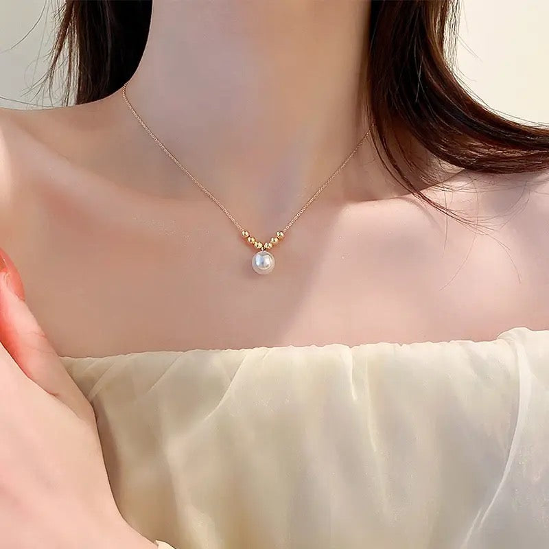 سلسلة مع لولي مع فصوص ذهبية - batcino.com