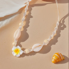 عقد صدفة بحبل ووردة وسط – ستايل بحري مميز