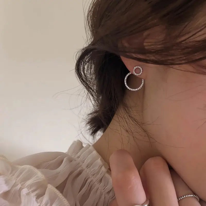 حلق زركون عمود فضة 925 - batcino.com