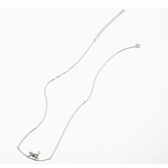 سلسلة قطة بتصميم رقيق