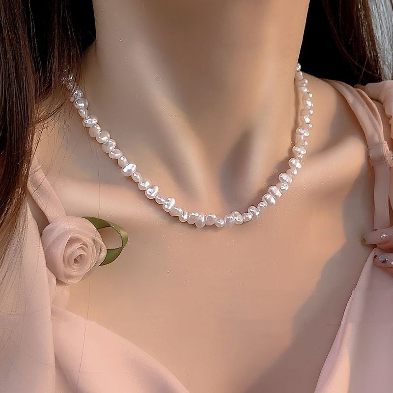 سلسلة لؤلؤ  بتصميم راقٍ – أناقة كلاسيكية