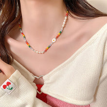 طقم سلسلة وانسيال خرز ملون مع وردة ديزي