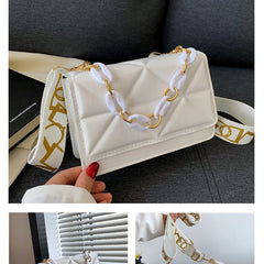 شنطة كروس بودي مبطنة بسلسلة – تصميم عصري أنيق