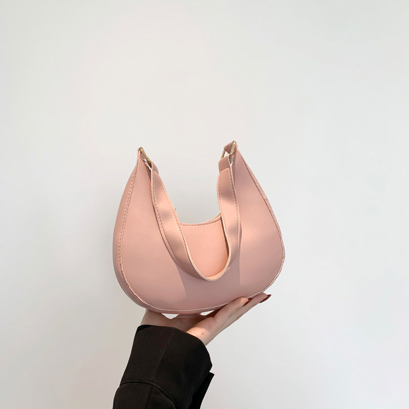 شنطة كتف نسائية جلد صناعي فاخر – تصميم عصري وأنيق