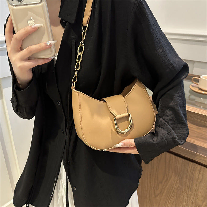 شنطة كتف نسائية جلد معالج Pu بتصميم عصري – لون بني