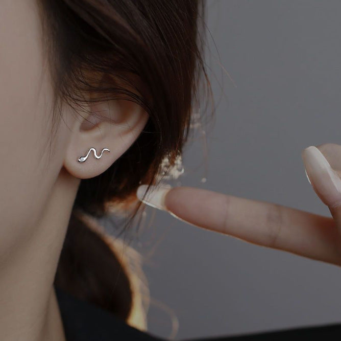 أزياء أقراط حلق الافعي مطلي بالفضه - تصميم ثعبان