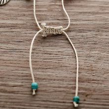 خلخال نسائي صيفي مزين بحلي بحرية وأحجار فيروزية