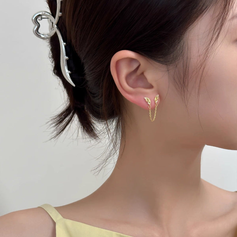 حلق بناتي جناح صغير متصل بسلسلة رفيعة – مطلي ذهب عيار 18