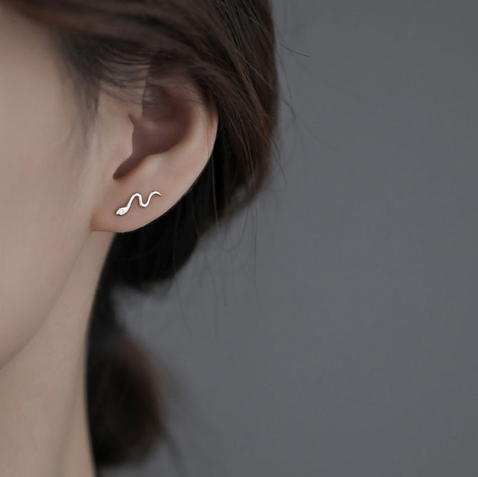 أزياء أقراط حلق الافعي مطلي بالفضه - تصميم ثعبان