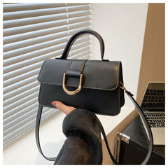 شنطة كروس بودي جلد صناعي أنيقة بقفل U ذهبي