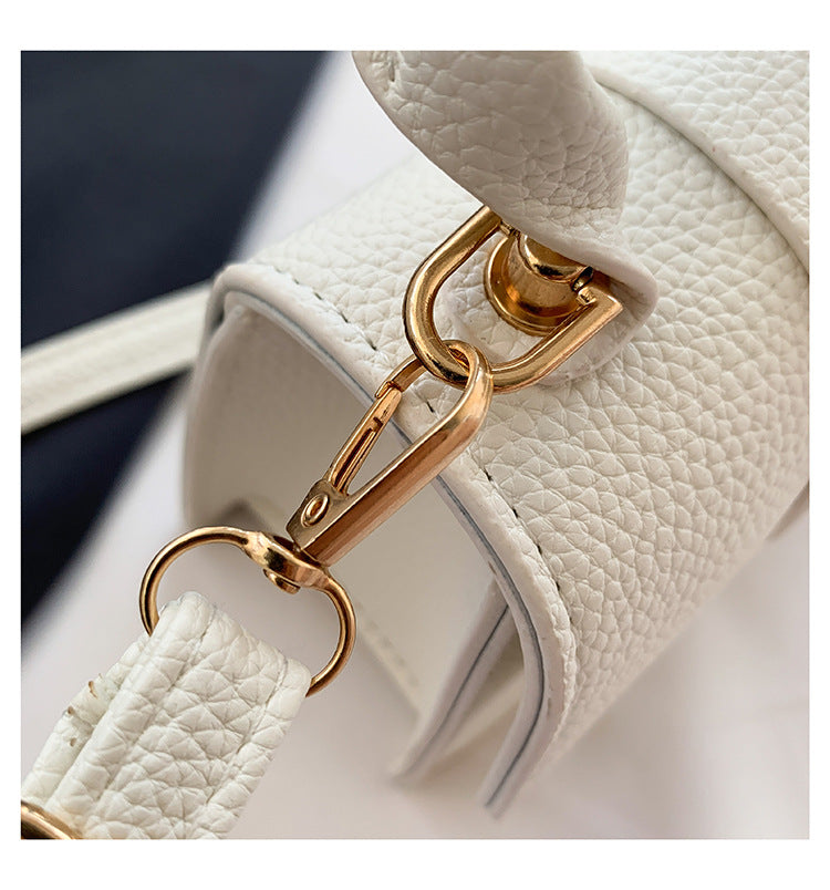 شنطة حريمي جلد أنيقة كروس بودي – تصميم عصري عملي مناسب للخروج اليومي والشغل