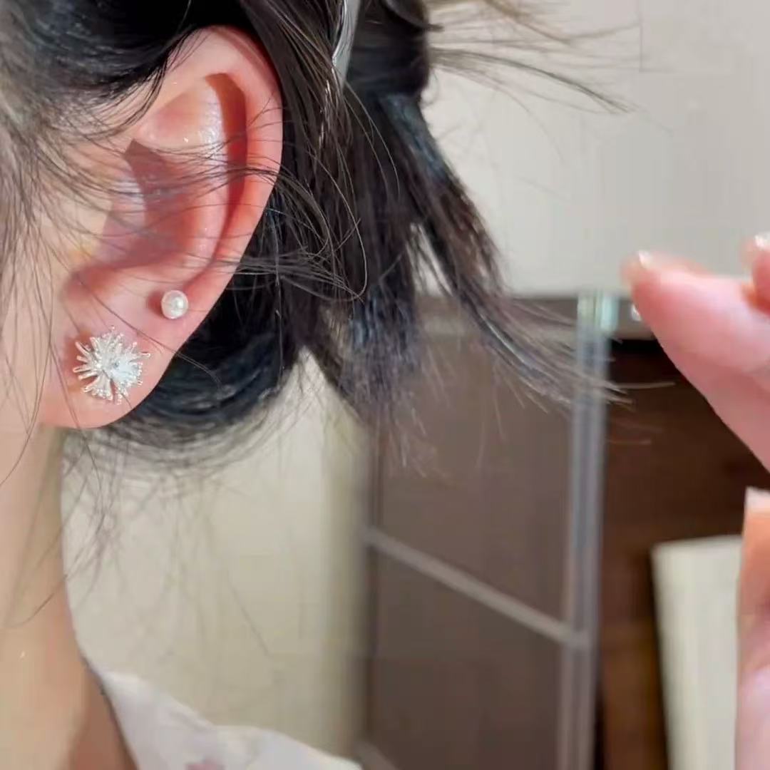 حلق  لؤلؤ ونجمة متألقة – أناقة متعددة الاستخدام