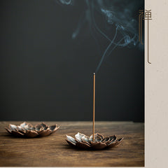 حامل عيدان البخور على شكل ورقة شجرة اللوتس بقاعدة لرماد البخور