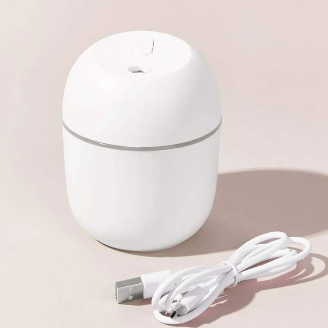 USB فواحة محمولة مضيئة وموزع زيوت عطرية للسيارة - المنزل- المكتب