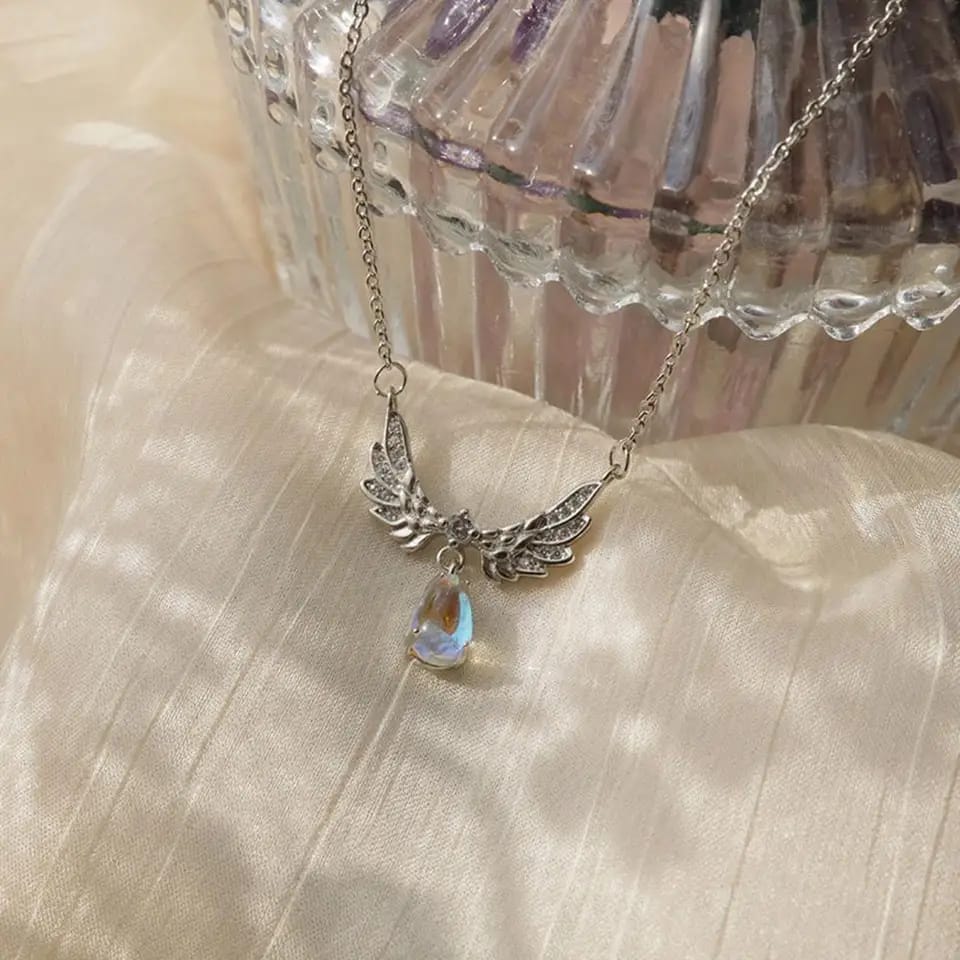 سلسلة زركون شكل جناح - zircon wings - batcino.com