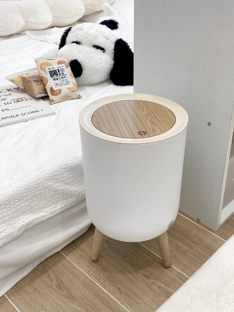 باسكت مهملات بشكل مميز تاتش سوفت لاثاث منزلك مع رجل خشبيه