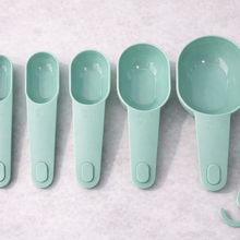 طقم معيار قياس 5 قطع – بلاستيك عالي الجودة مطابق للمواصفات القياسية - اخضر