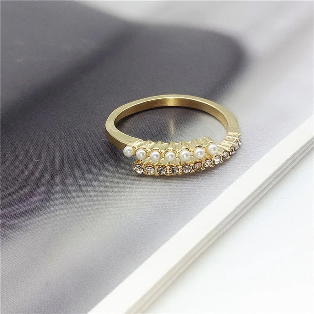 خاتم كاجوال مع فصوص زركون ولولي مقاس حر