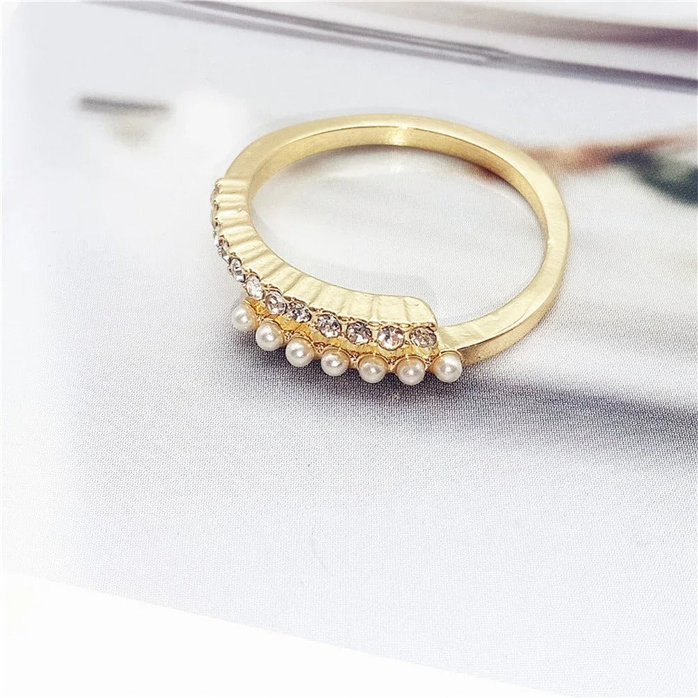 خاتم كاجوال مع فصوص زركون ولولي مقاس حر