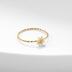 خاتم زهور الياسمين بتصميم رقيق ومميز