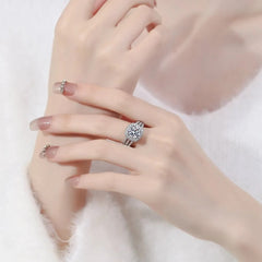 خاتم كلاسيك مع فصوص زركون